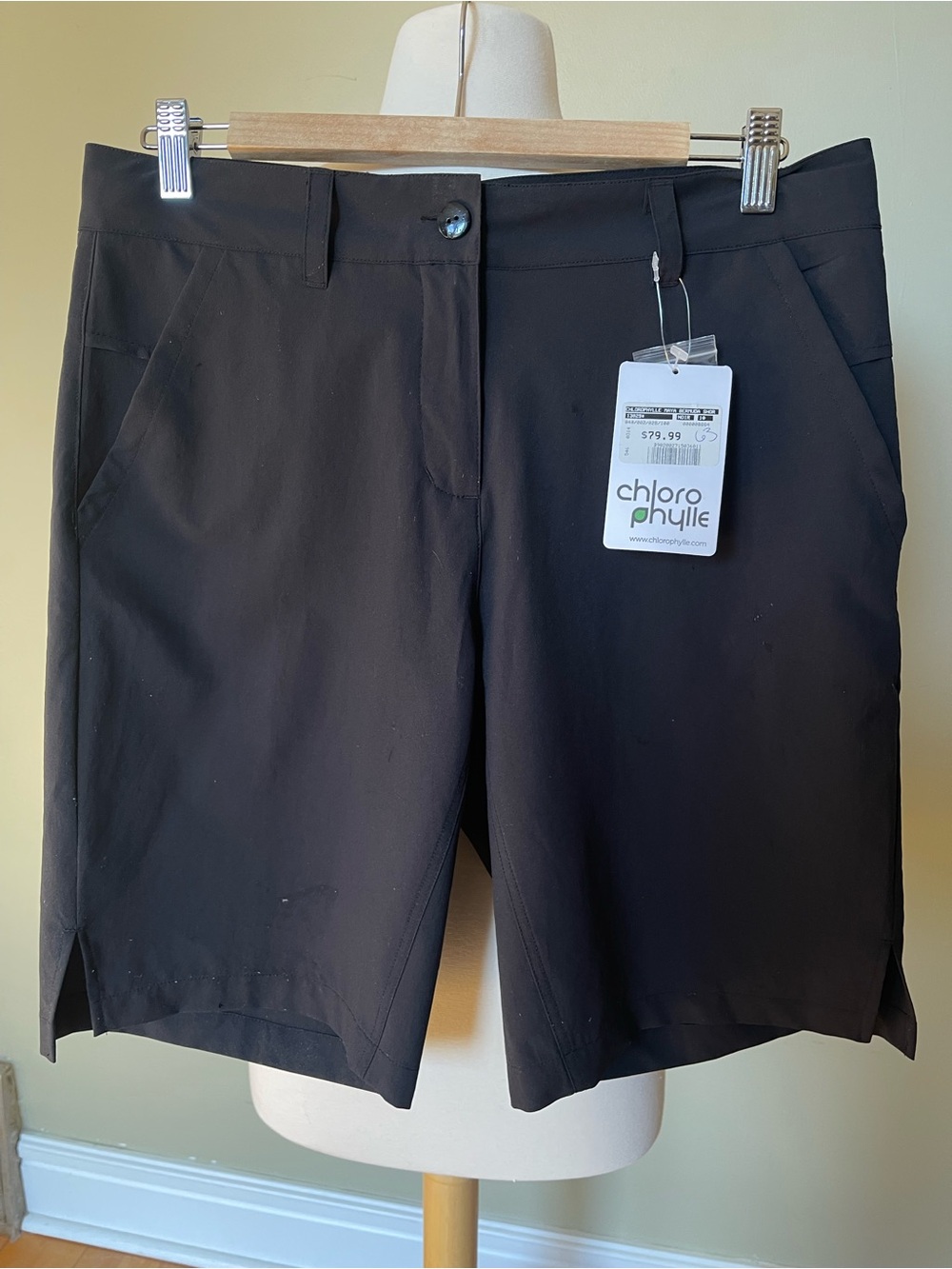 CHLOROPHYLLE Maya Bermuda Shorts NWT